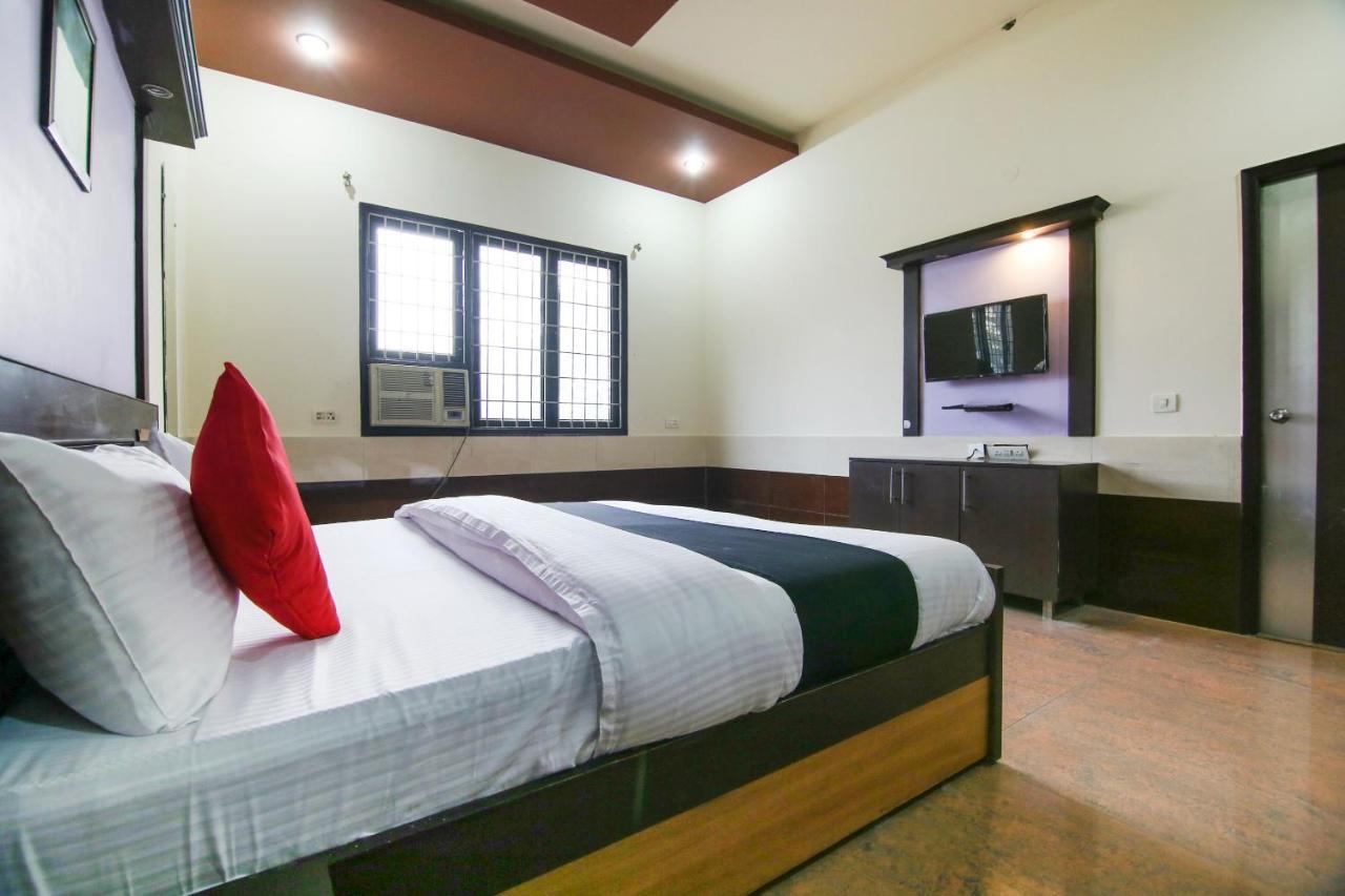 Capital O 68148 Hotel Shree Jee Palace Ghaziabad Exterior photo
